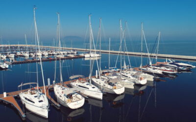 Balatonfenyvesi kishajókikötő – Fenyves Yacht Club