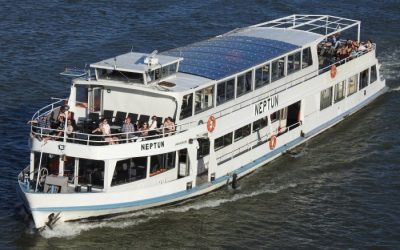 Neptun motoros személyhajó